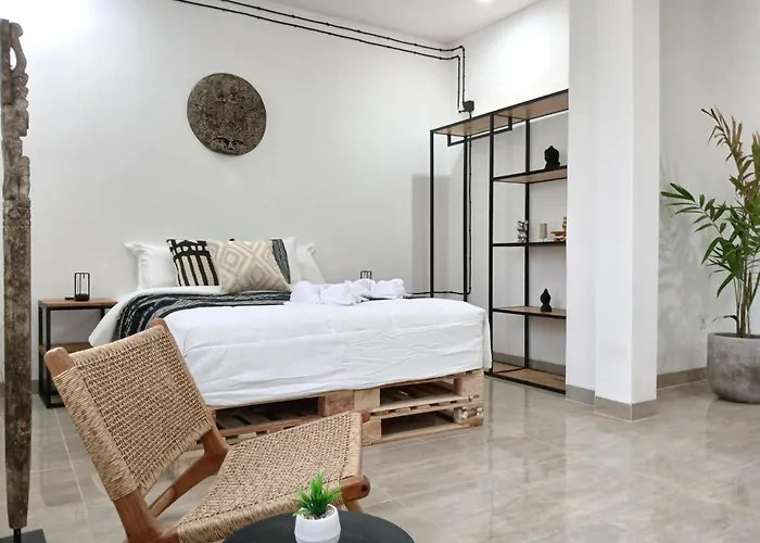 Place To - Cozy Living